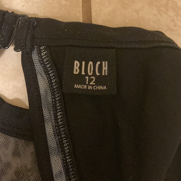 Cheetah print sports bra top black and pink. - Picture 3 of 3